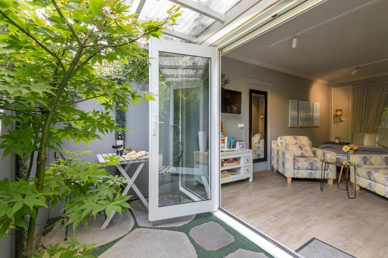Sailaway Beach House Melbourne Exterior photo